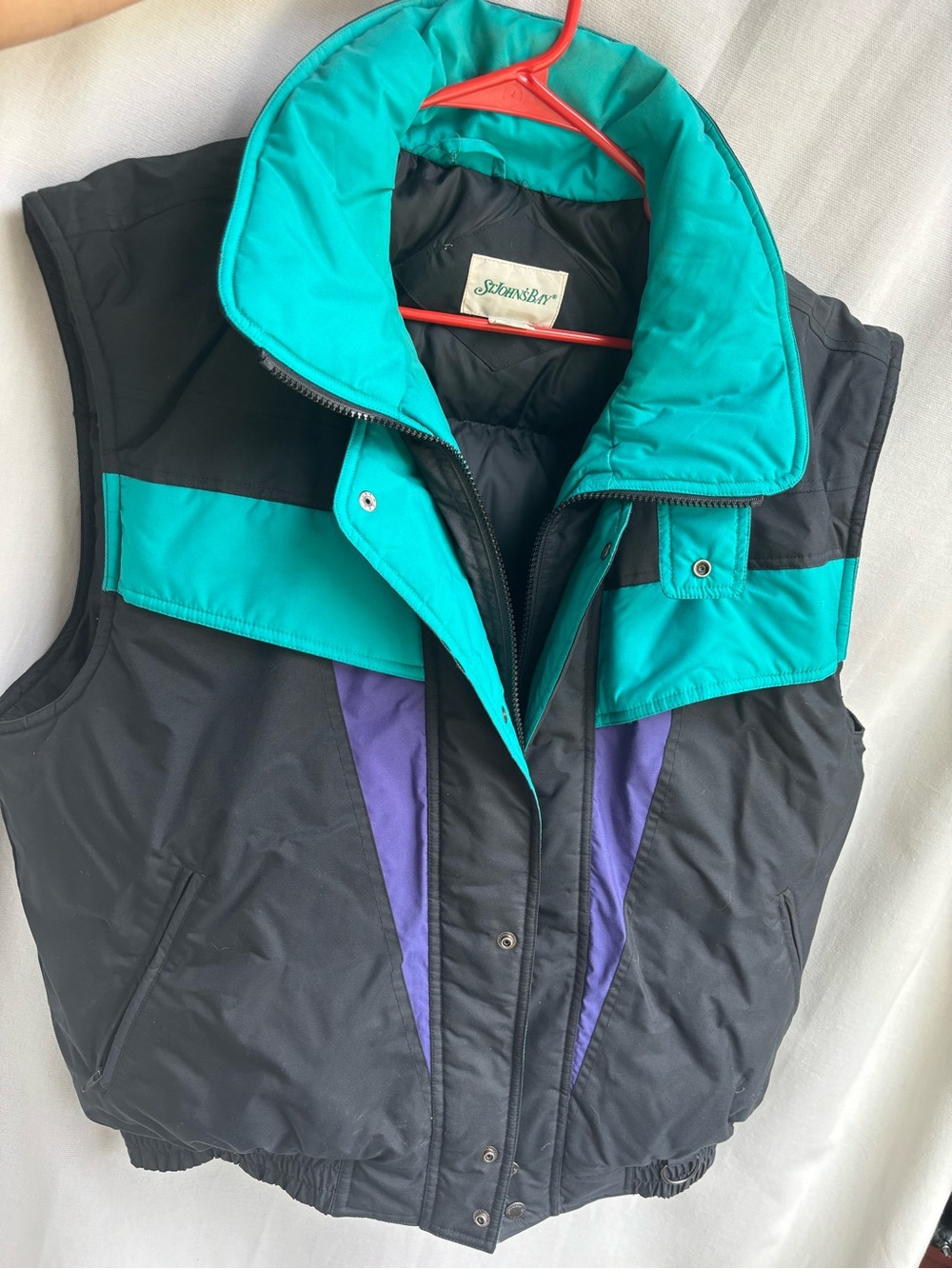 St. John's Bay Men’s Colorblock Vintage Puffer Vest